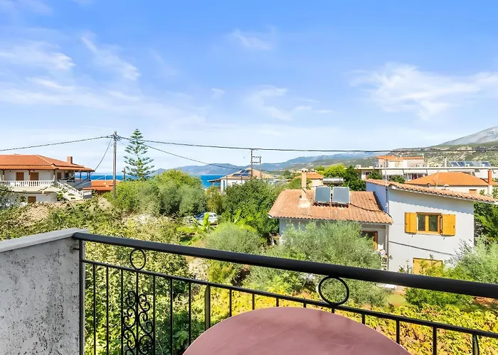 Thalpori In Stoupa, Mani * Stoúpa