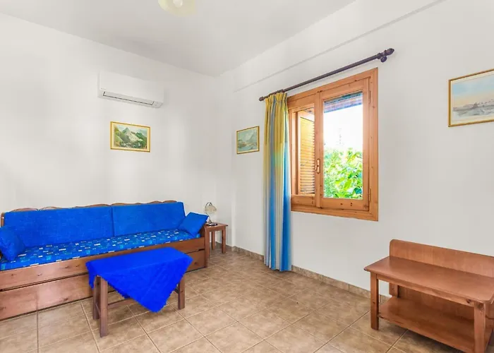 Thalpori In Stoupa, Mani Stoúpa