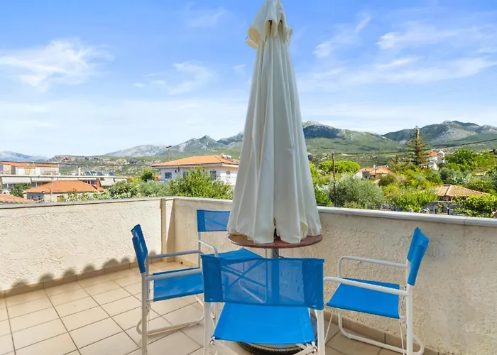 Thalpori In Stoupa, Mani *