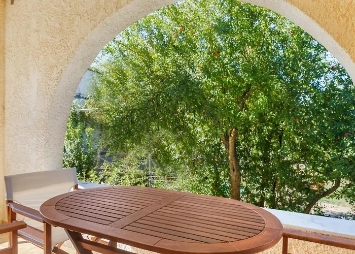 Thalpori In Stoupa, Mani Stoúpa