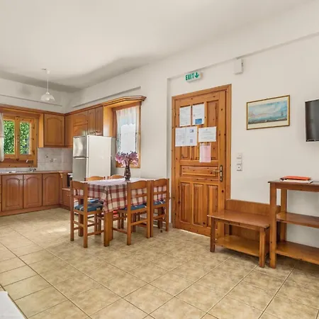 Thalpori In Stoupa, Mani Country house Stoupa