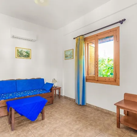 Country house Thalpori In Stoupa, Mani Stoupa