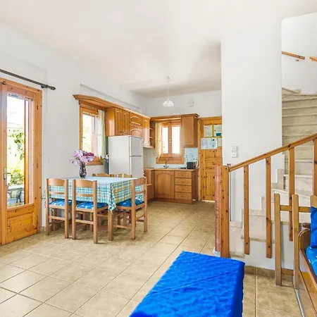 Thalpori In Stoupa, Mani Country house *