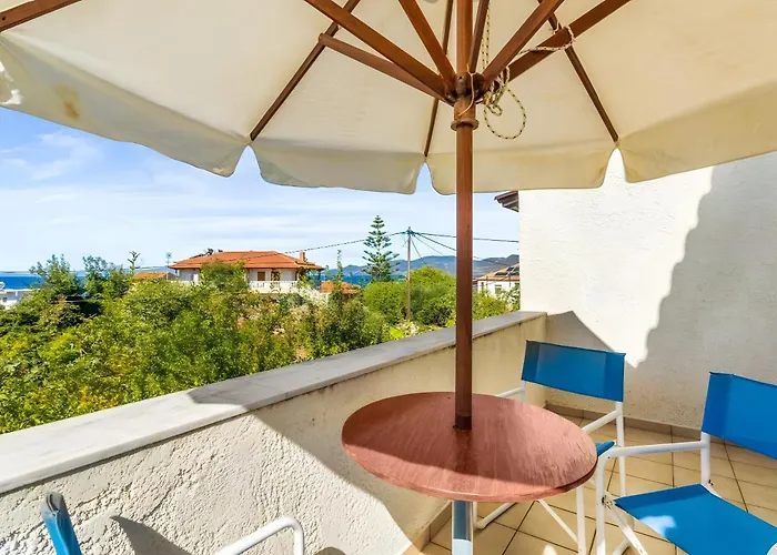 Thalpori In Stoupa, Mani Stoúpa